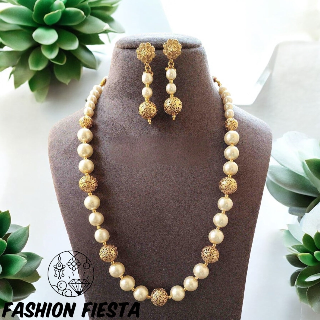 Elegant Simplicity: Gold and White Bead Maala Necklace Set