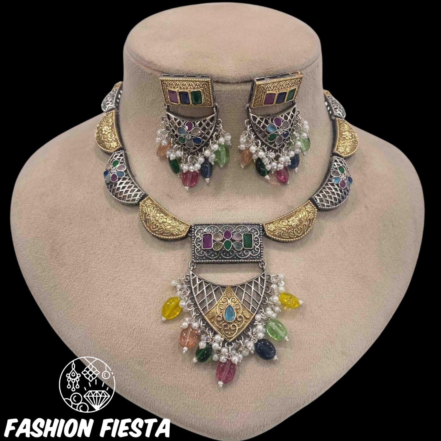 Two Toned Necklace Set