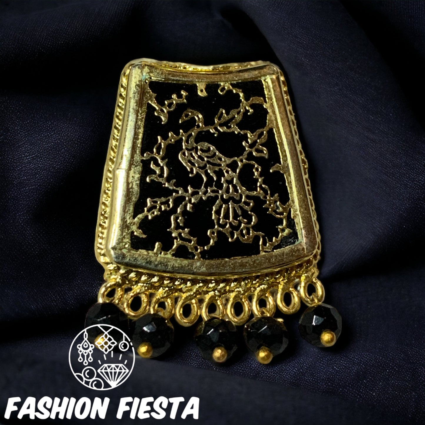 Theva Set (Necklace with Earrings)